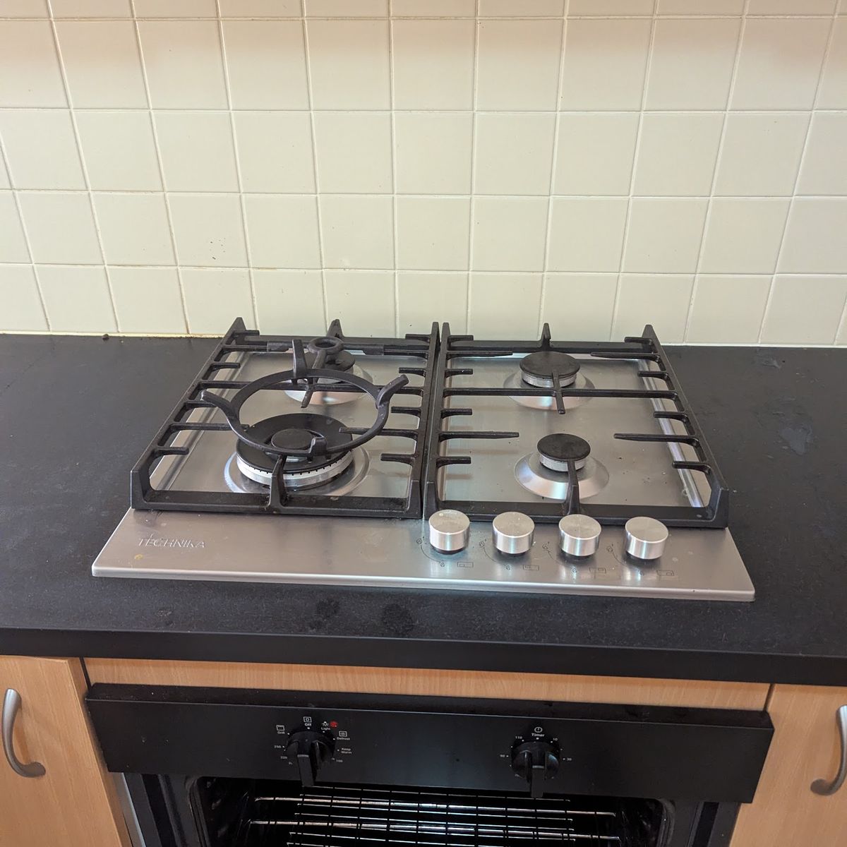 Cleaned room finished by Swift Bond Cleaning, photo 16