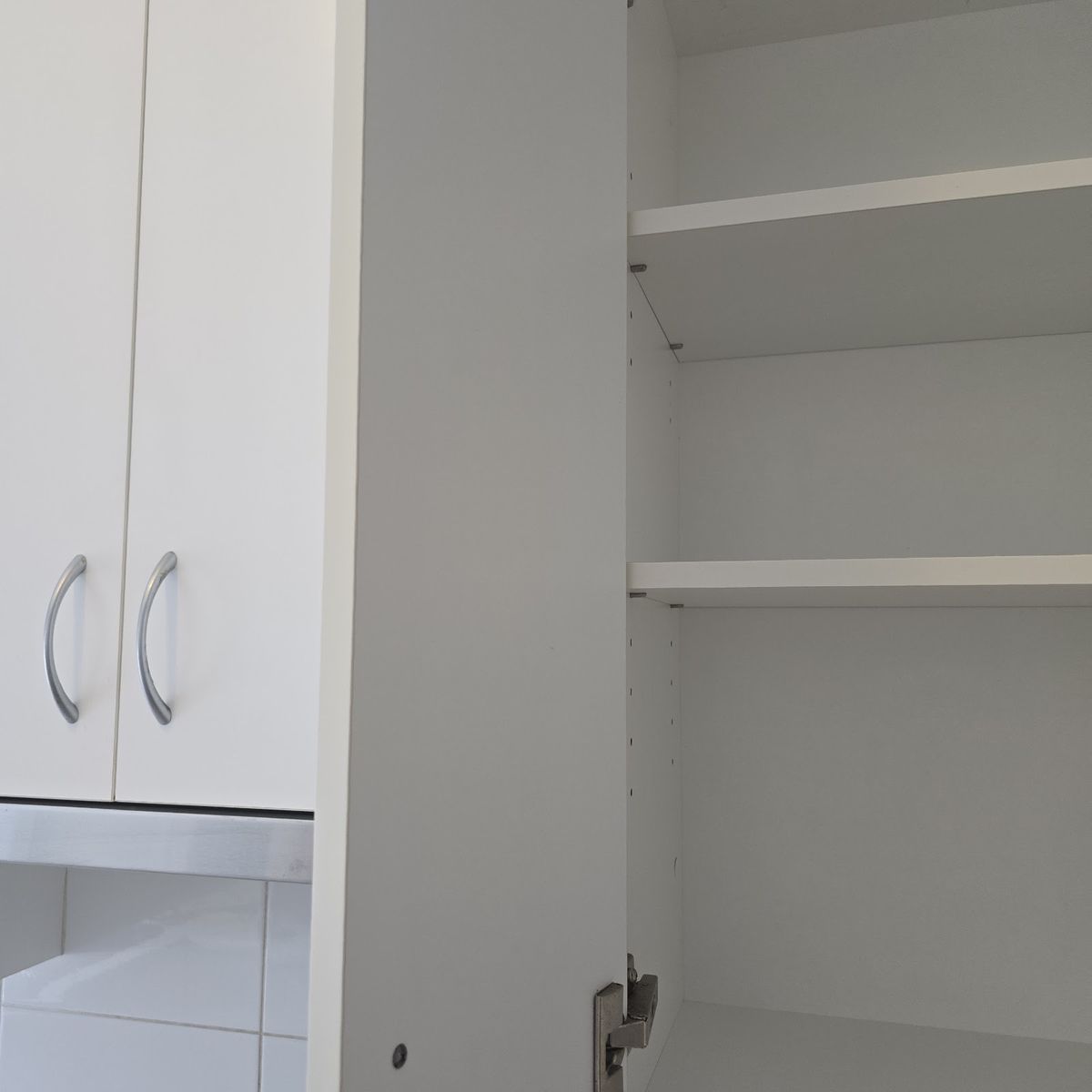 Kitchen, bathroom or living area cleaned by Swift Bond Cleaning, photo 26